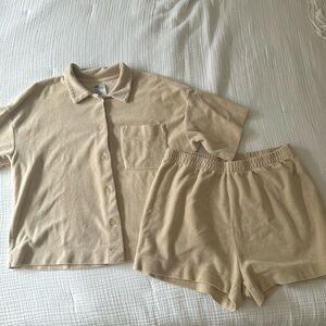H&M Tan Women's terry Shirt Set